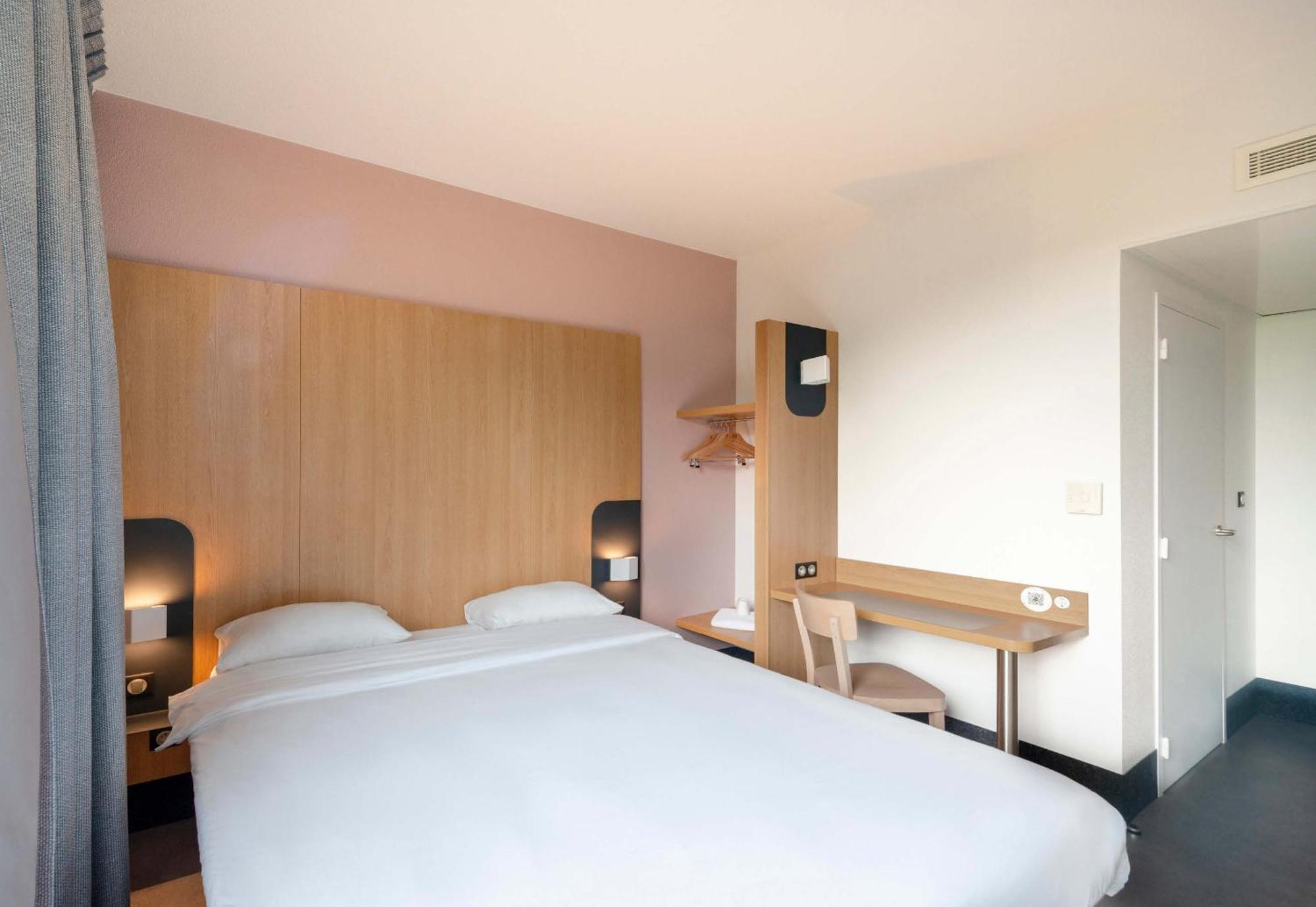 B&B Hotel Nantes סאוונה מראה חיצוני תמונה