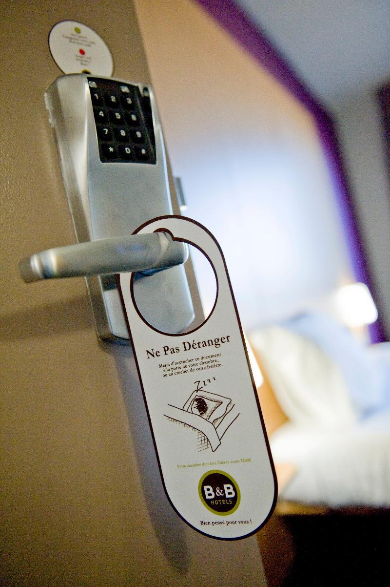 B&B Hotel Nantes סאוונה מראה חיצוני תמונה
